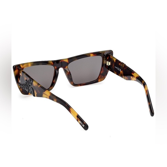 NEW 🌟 in Pouch MCM Women's Havana Cat Eye Sunglasses - Picture 6 of 6